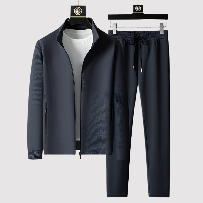 Leo Men’s Training Outfit - Stylish and Comfortable